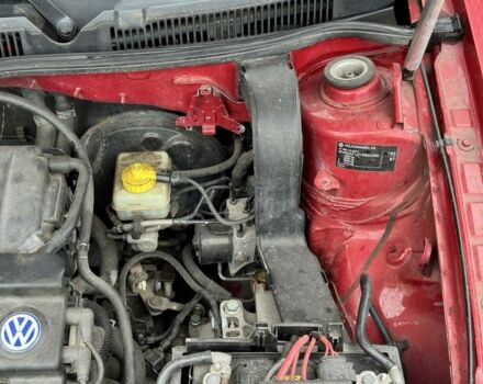 Фольксваген Гольф 2001 в Черкассах на Automoto.ua Красный Фольксваген Гольф, объемом двигателя 1.4 л и пробегом 209 тыс. км за 3400 $, фото 19 на Automoto.ua