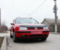 Червоний Фольксваген Гольф, об'ємом двигуна 1.6 л та пробігом 211 тис. км за 5100 $, фото 1 на Automoto.ua