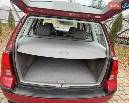 Красный Фольксваген Гольф, объемом двигателя 1.6 л и пробегом 186 тыс. км за 4350 $, фото 49 на Automoto.ua