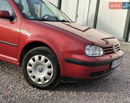 Красный Фольксваген Гольф, объемом двигателя 1.6 л и пробегом 187 тыс. км за 4150 $, фото 5 на Automoto.ua