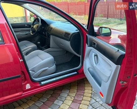 Червоний Фольксваген Гольф, об'ємом двигуна 1.6 л та пробігом 187 тис. км за 4450 $, фото 27 на Automoto.ua