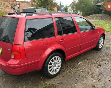 Красный Фольксваген Гольф, объемом двигателя 1.6 л и пробегом 212 тыс. км за 5200 $, фото 3 на Automoto.ua