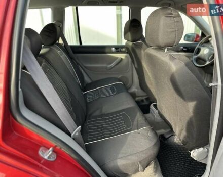 Красный Фольксваген Гольф, объемом двигателя 1.6 л и пробегом 187 тыс. км за 4150 $, фото 29 на Automoto.ua