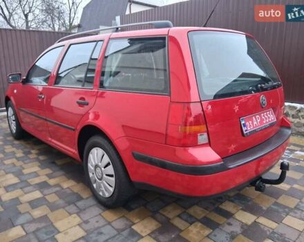 Красный Фольксваген Гольф, объемом двигателя 1.6 л и пробегом 192 тыс. км за 4995 $, фото 3 на Automoto.ua