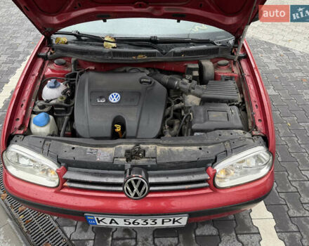 Червоний Фольксваген Гольф, об'ємом двигуна 1.6 л та пробігом 201 тис. км за 5500 $, фото 9 на Automoto.ua