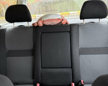 Червоний Фольксваген Гольф, об'ємом двигуна 1.6 л та пробігом 201 тис. км за 5500 $, фото 15 на Automoto.ua