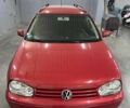 Красный Фольксваген Гольф, объемом двигателя 1.6 л и пробегом 223 тыс. км за 4450 $, фото 1 на Automoto.ua