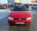 Червоний Фольксваген Гольф, об'ємом двигуна 1.6 л та пробігом 206 тис. км за 4300 $, фото 1 на Automoto.ua