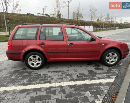 Червоний Фольксваген Гольф, об'ємом двигуна 1.6 л та пробігом 201 тис. км за 5500 $, фото 3 на Automoto.ua