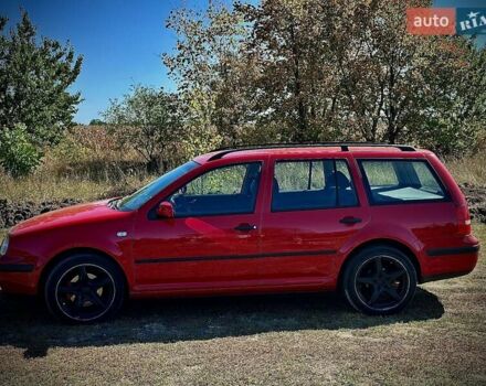 Красный Фольксваген Гольф, объемом двигателя 1.6 л и пробегом 187 тыс. км за 5300 $, фото 8 на Automoto.ua