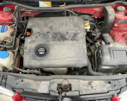 Червоний Фольксваген Гольф, об'ємом двигуна 1.6 л та пробігом 225 тис. км за 3300 $, фото 15 на Automoto.ua