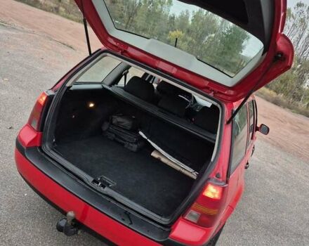 Красный Фольксваген Гольф, объемом двигателя 1.9 л и пробегом 440 тыс. км за 3999 $, фото 10 на Automoto.ua