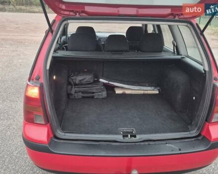 Красный Фольксваген Гольф, объемом двигателя 1.9 л и пробегом 440 тыс. км за 3999 $, фото 15 на Automoto.ua