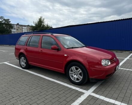 Красный Фольксваген Гольф, объемом двигателя 2 л и пробегом 198 тыс. км за 4950 $, фото 3 на Automoto.ua