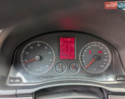 Червоний Фольксваген Гольф, об'ємом двигуна 1.4 л та пробігом 295 тис. км за 5000 $, фото 8 на Automoto.ua