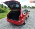 Красный Фольксваген Гольф, объемом двигателя 1.6 л и пробегом 299 тыс. км за 5600 $, фото 2 на Automoto.ua