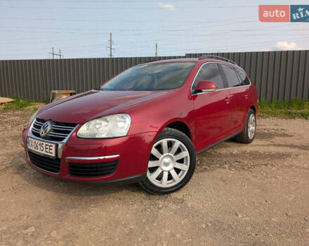 Червоний Фольксваген Гольф, об'ємом двигуна 1.4 л та пробігом 295 тис. км за 5000 $, фото 1 на Automoto.ua