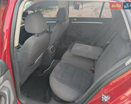Червоний Фольксваген Гольф, об'ємом двигуна 1.4 л та пробігом 295 тис. км за 5000 $, фото 9 на Automoto.ua
