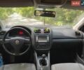 Красный Фольксваген Гольф, объемом двигателя 1.6 л и пробегом 312 тыс. км за 5200 $, фото 8 на Automoto.ua