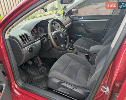 Червоний Фольксваген Гольф, об'ємом двигуна 1.4 л та пробігом 295 тис. км за 5000 $, фото 11 на Automoto.ua