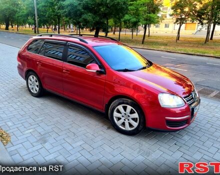 Красный Фольксваген Гольф, объемом двигателя 1.9 л и пробегом 288 тыс. км за 5000 $, фото 2 на Automoto.ua