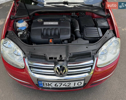 Червоний Фольксваген Гольф, об'ємом двигуна 1.6 л та пробігом 297 тис. км за 5999 $, фото 86 на Automoto.ua