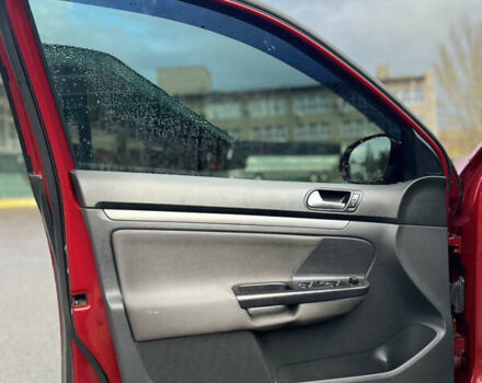 Красный Фольксваген Гольф, объемом двигателя 1.9 л и пробегом 295 тыс. км за 5699 $, фото 8 на Automoto.ua