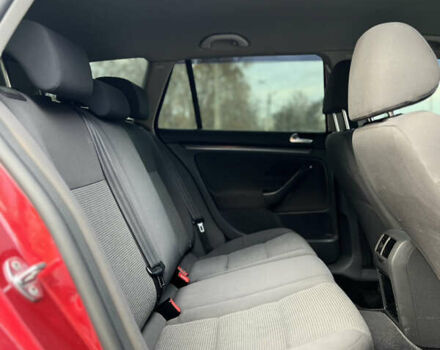 Красный Фольксваген Гольф, объемом двигателя 1.9 л и пробегом 295 тыс. км за 5699 $, фото 18 на Automoto.ua