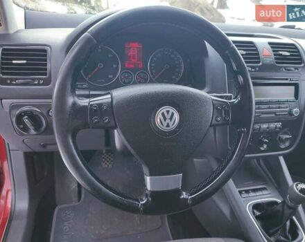 Червоний Фольксваген Гольф, об'ємом двигуна 1.9 л та пробігом 288 тис. км за 5200 $, фото 9 на Automoto.ua