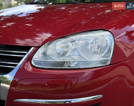 Червоний Фольксваген Гольф, об'ємом двигуна 1.6 л та пробігом 297 тис. км за 5999 $, фото 6 на Automoto.ua