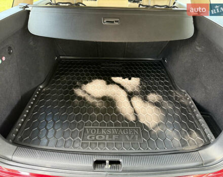 Червоний Фольксваген Гольф, об'ємом двигуна 1.6 л та пробігом 297 тис. км за 5999 $, фото 37 на Automoto.ua