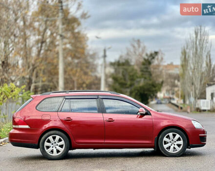 Красный Фольксваген Гольф, объемом двигателя 1.9 л и пробегом 295 тыс. км за 5699 $, фото 3 на Automoto.ua