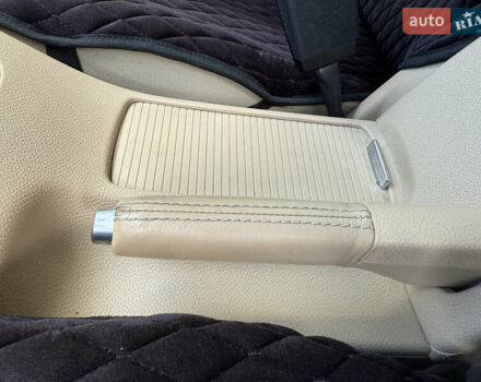 Червоний Фольксваген Гольф, об'ємом двигуна 1.6 л та пробігом 297 тис. км за 5999 $, фото 72 на Automoto.ua