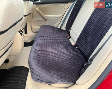 Червоний Фольксваген Гольф, об'ємом двигуна 1.6 л та пробігом 297 тис. км за 5999 $, фото 60 на Automoto.ua