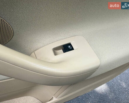 Червоний Фольксваген Гольф, об'ємом двигуна 1.6 л та пробігом 297 тис. км за 5999 $, фото 42 на Automoto.ua