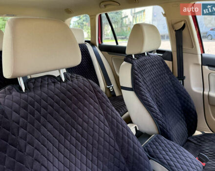 Червоний Фольксваген Гольф, об'ємом двигуна 1.6 л та пробігом 297 тис. км за 5999 $, фото 47 на Automoto.ua