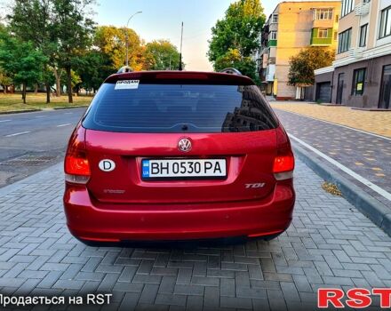 Красный Фольксваген Гольф, объемом двигателя 1.9 л и пробегом 288 тыс. км за 5000 $, фото 1 на Automoto.ua