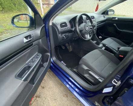 Червоний Фольксваген Гольф, об'ємом двигуна 0 л та пробігом 266 тис. км за 6550 $, фото 6 на Automoto.ua