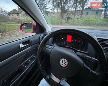 Красный Фольксваген Гольф, объемом двигателя 1.9 л и пробегом 305 тыс. км за 6600 $, фото 41 на Automoto.ua