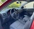 Красный Фольксваген Гольф, объемом двигателя 1.4 л и пробегом 225 тыс. км за 5100 $, фото 6 на Automoto.ua