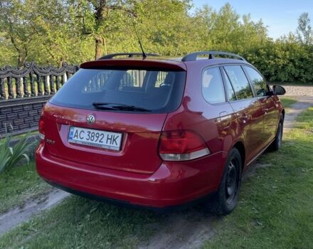 Красный Фольксваген Гольф, объемом двигателя 1.4 л и пробегом 225 тыс. км за 5100 $, фото 2 на Automoto.ua