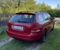 Красный Фольксваген Гольф, объемом двигателя 1.4 л и пробегом 225 тыс. км за 5100 $, фото 2 на Automoto.ua