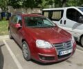 Красный Фольксваген Гольф, объемом двигателя 1.6 л и пробегом 230 тыс. км за 6500 $, фото 1 на Automoto.ua