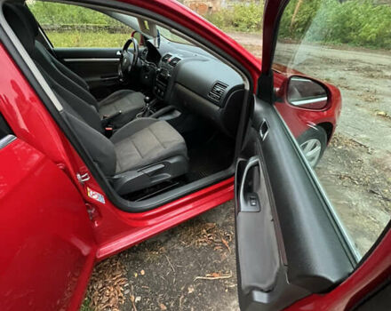 Красный Фольксваген Гольф, объемом двигателя 1.9 л и пробегом 305 тыс. км за 6600 $, фото 42 на Automoto.ua