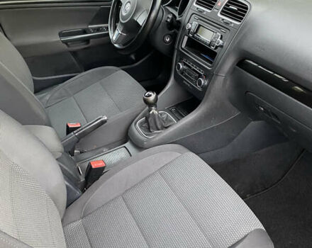 Червоний Фольксваген Гольф, об'ємом двигуна 0 л та пробігом 266 тис. км за 6550 $, фото 12 на Automoto.ua