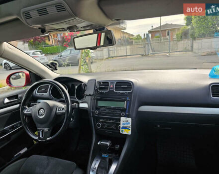 Червоний Фольксваген Гольф, об'ємом двигуна 1.6 л та пробігом 268 тис. км за 7900 $, фото 7 на Automoto.ua