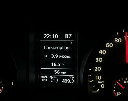 Червоний Фольксваген Гольф, об'ємом двигуна 1.6 л та пробігом 268 тис. км за 7900 $, фото 2 на Automoto.ua