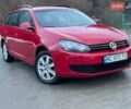 Красный Фольксваген Гольф, объемом двигателя 1.6 л и пробегом 285 тыс. км за 5900 $, фото 1 на Automoto.ua