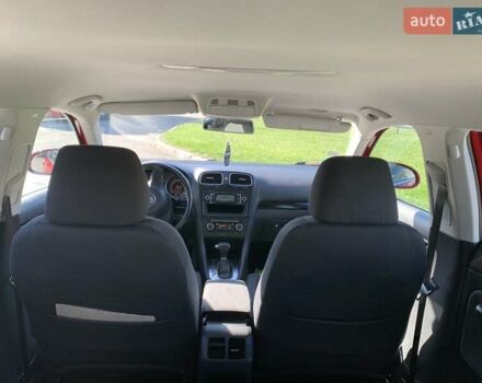 Красный Фольксваген Гольф, объемом двигателя 1.6 л и пробегом 186 тыс. км за 8600 $, фото 4 на Automoto.ua