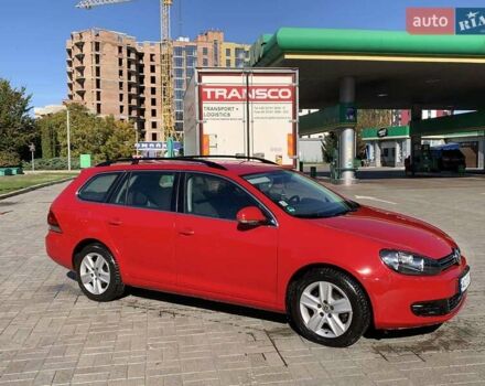Красный Фольксваген Гольф, объемом двигателя 1.6 л и пробегом 186 тыс. км за 8600 $, фото 5 на Automoto.ua